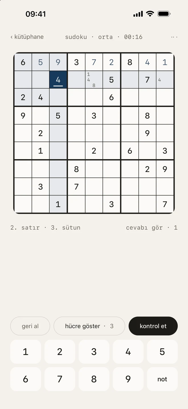 sudoku ekranı: orta zorlukta bir bulmaca, not alma ve rakam tuşları